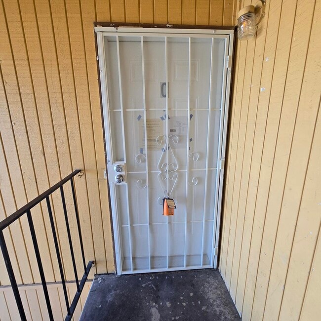 Building Photo - 10616 Towner Ave NE