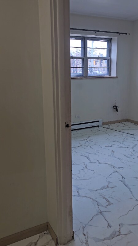 Building Photo - 1542 S Austin Blvd