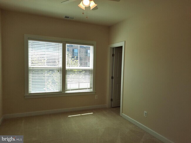 Building Photo - 22427 Philanthropic Dr
