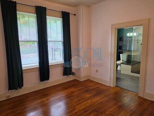 Building Photo - Charming 3BR Home in the Heart of Historic Argenta