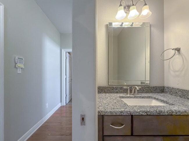 Building Photo - 2508 Goldenrod Wy