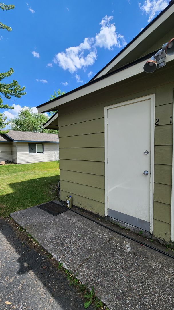 Building Photo - PUL1007