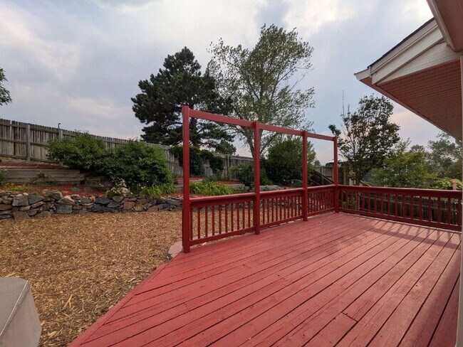 Building Photo - 2128 Beacham Dr