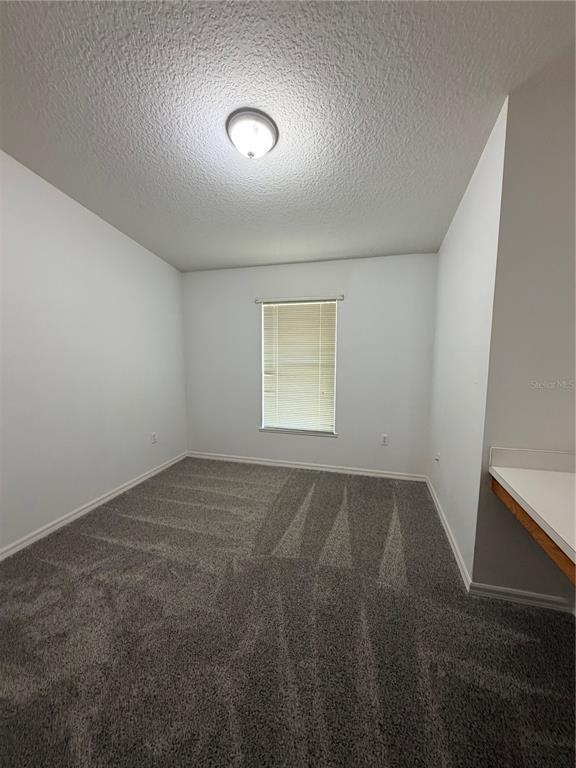 Building Photo - 5539 Sycamore Canyon Dr