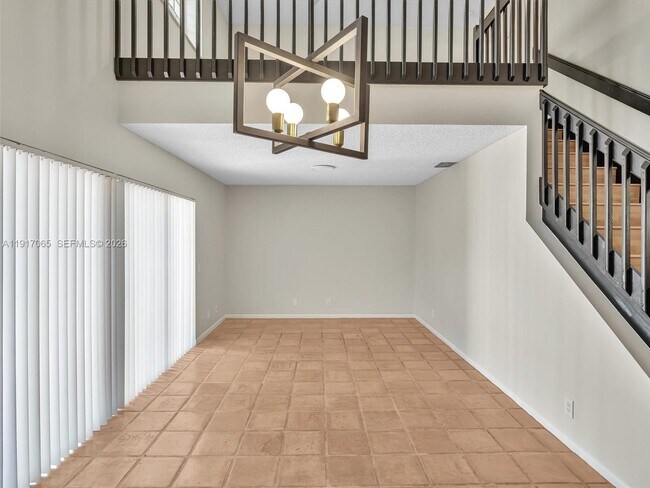 Building Photo - 1353 Springside Dr