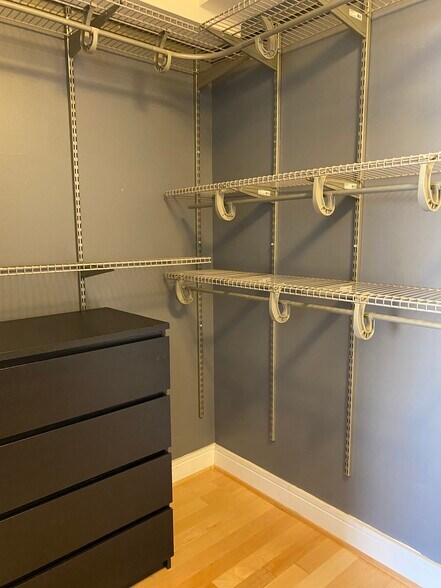 Building Photo - 800 4th St SW