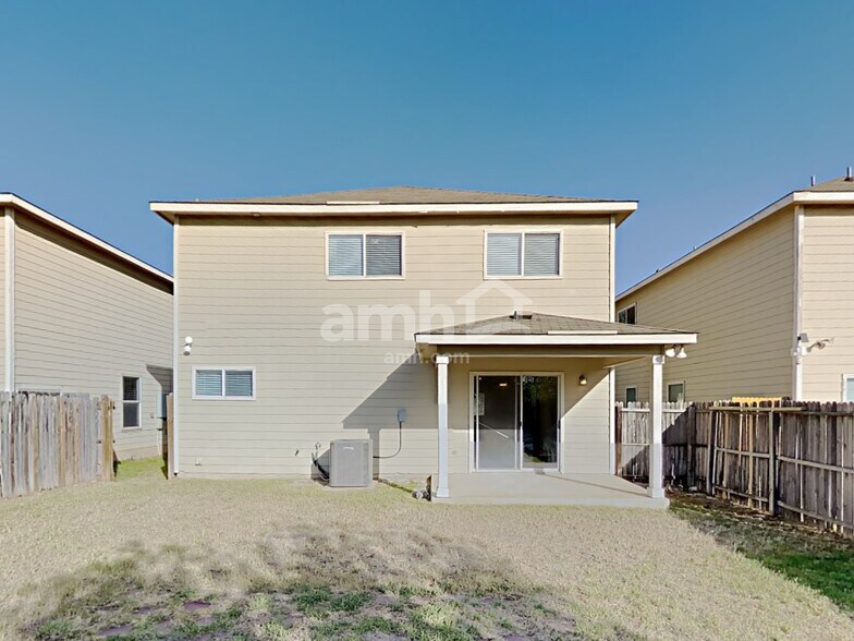 Building Photo - 9331 Juniper SPG