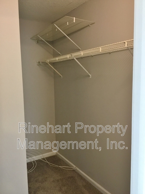 Building Photo - 1211 Colby Ave