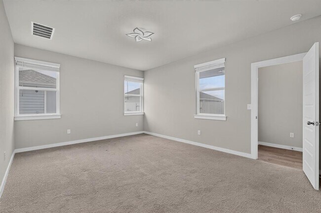 Building Photo - 116 Appleberry Ln