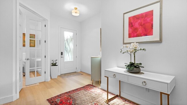 Building Photo - 72 Tall Trees Ct