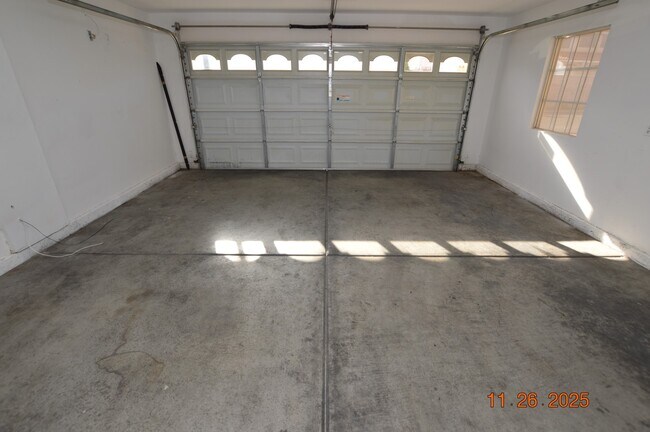 Building Photo - 10014 Hermit Rapids Ave