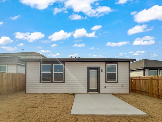 Building Photo - 2104 Lost Timbers Dr