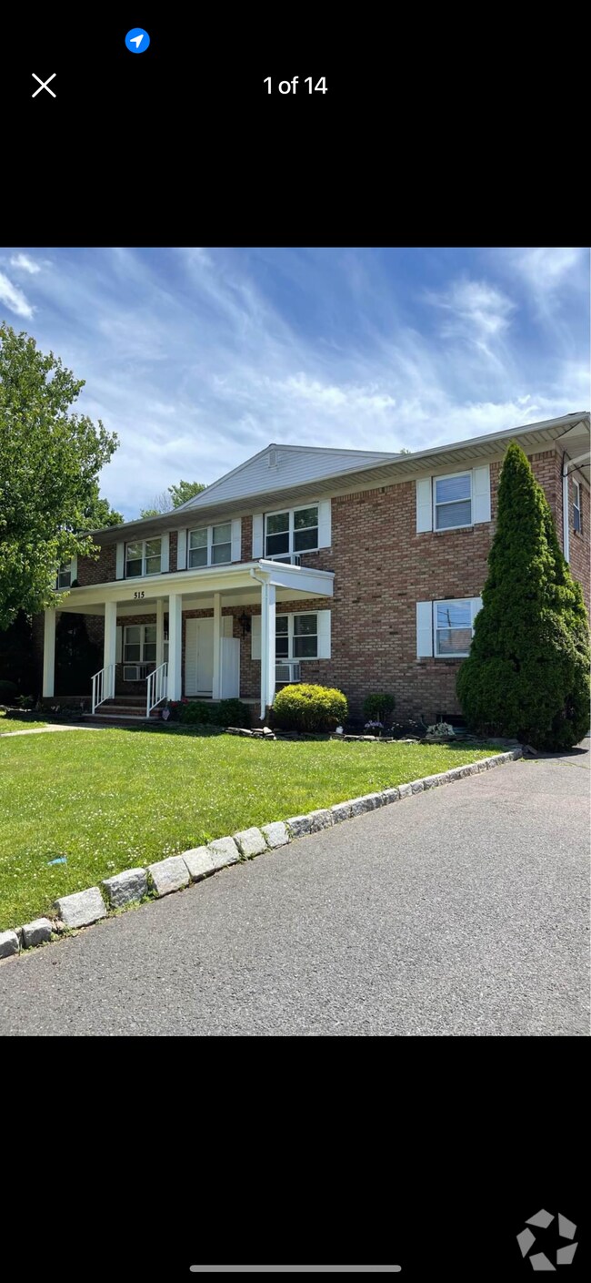 Building Photo - 515 Bound Brook Rd