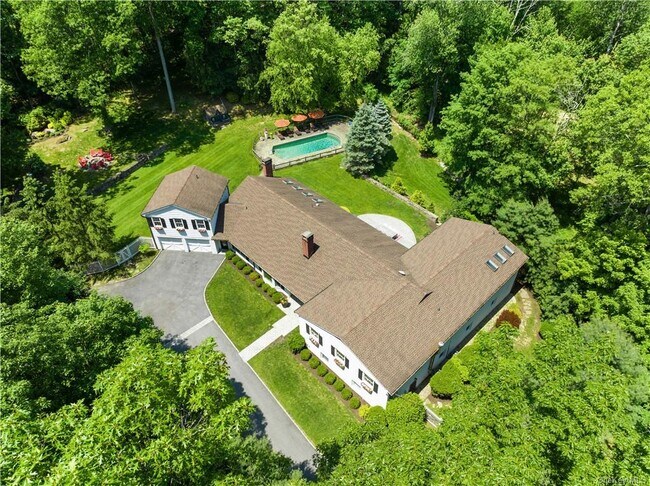 Building Photo - 29 Quarry Ln