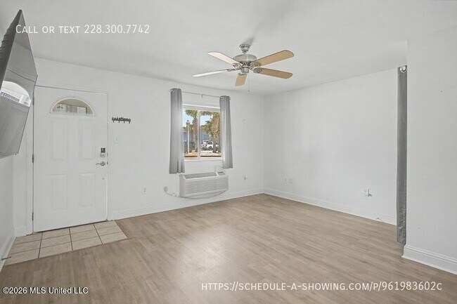 Building Photo - 1664 Beach Blvd