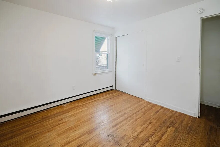 Building Photo - 3930 Bailey Ave