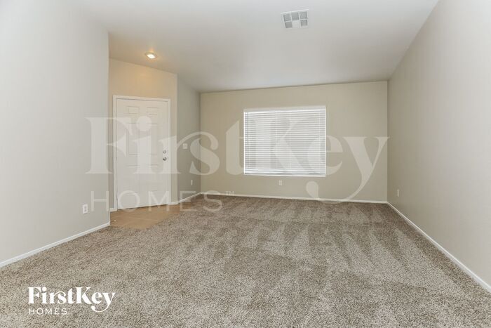 Building Photo - 2115 Mountain Rock Ct