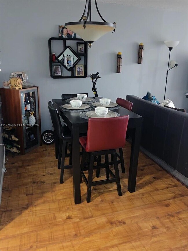 Building Photo - 8100 Sunrise Lakes Blvd