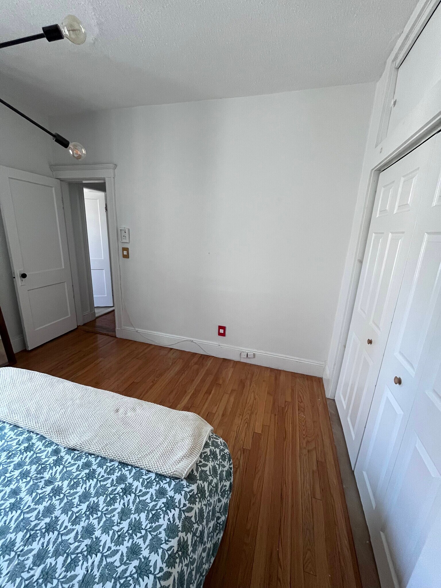 Building Photo - 246 S Huntington Ave