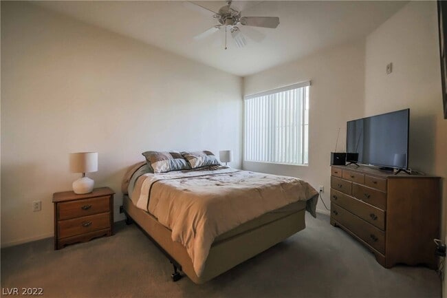 Building Photo - 7131 S Durango Dr