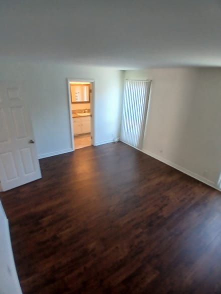 Building Photo - 837 Amigos Way