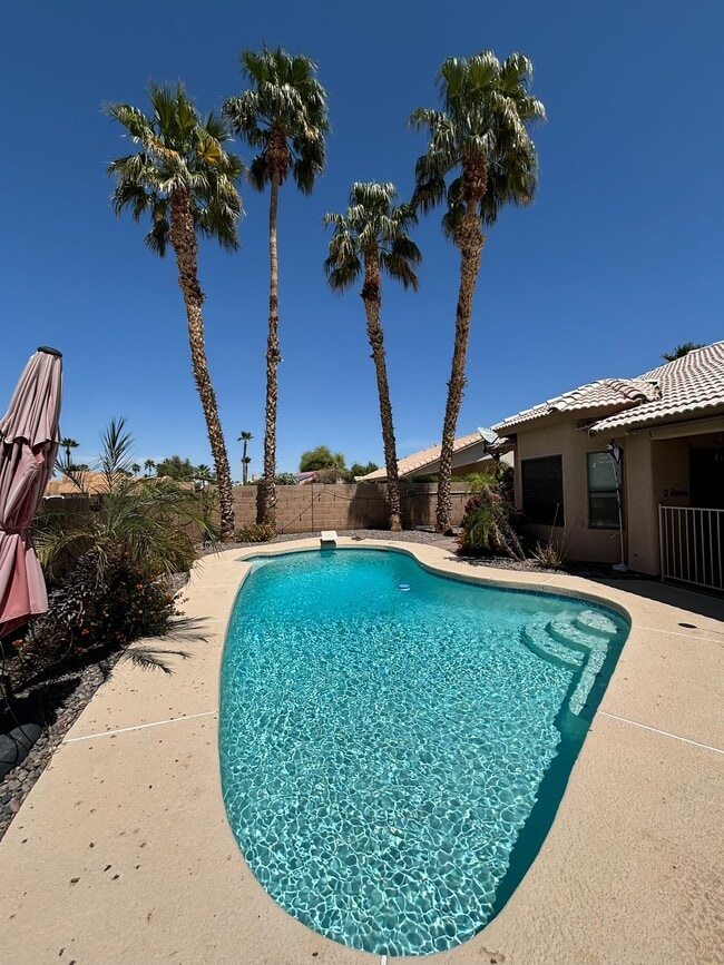 Building Photo - 10364 Fairway Loop