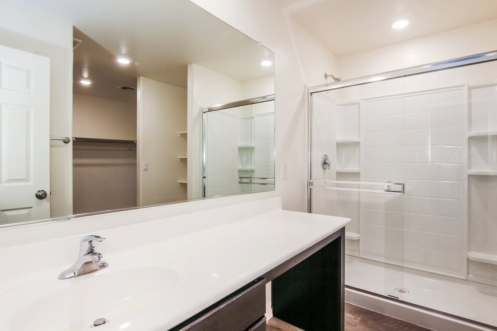 Building Photo - 25422 W Lamont Ave