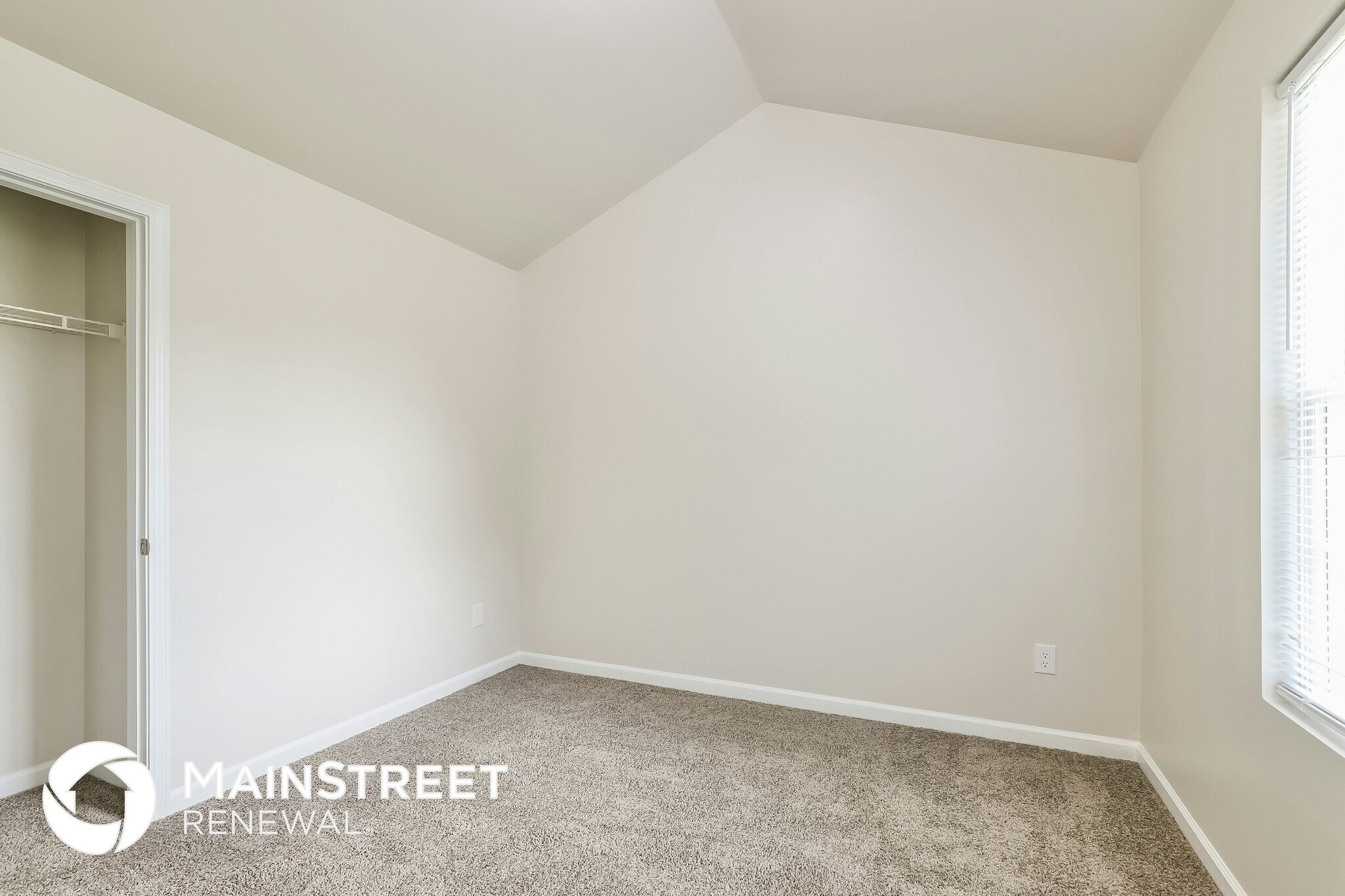 Building Photo - 6282 Brentwood Park Ct
