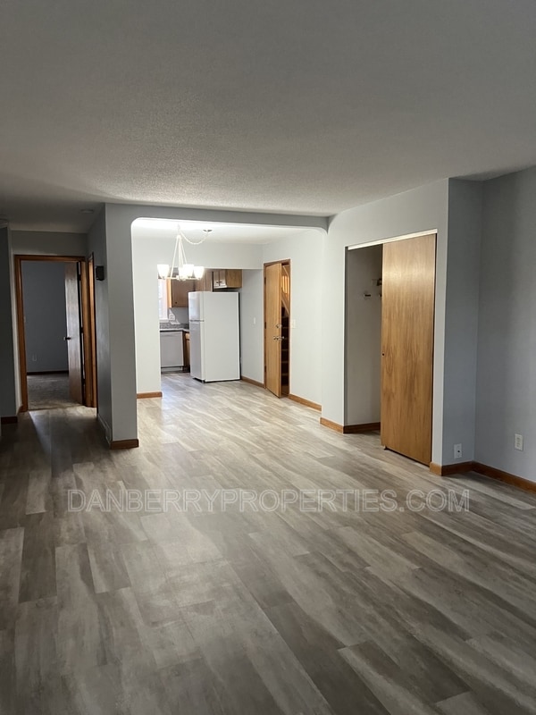 Building Photo - 4126 Newcastle Dr