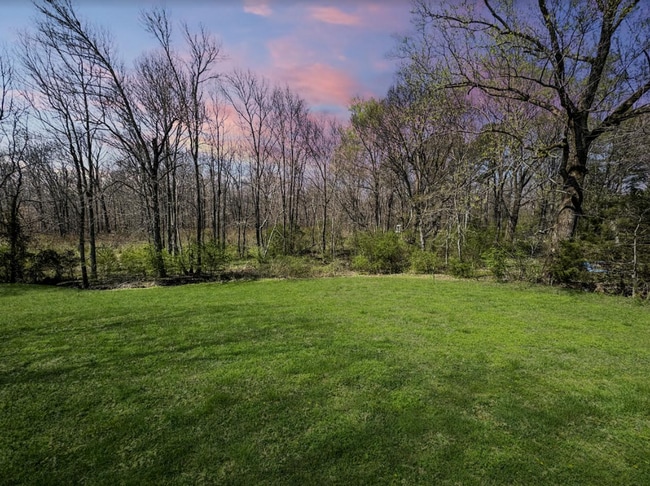 Building Photo - 698 Mulberry Rd