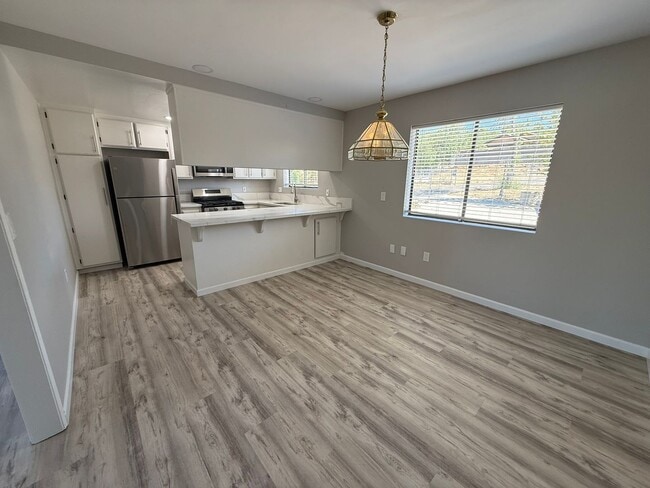 Building Photo - 2 ON 1 PROPERTY in ALPINE! 3BR/2BA home PL...
