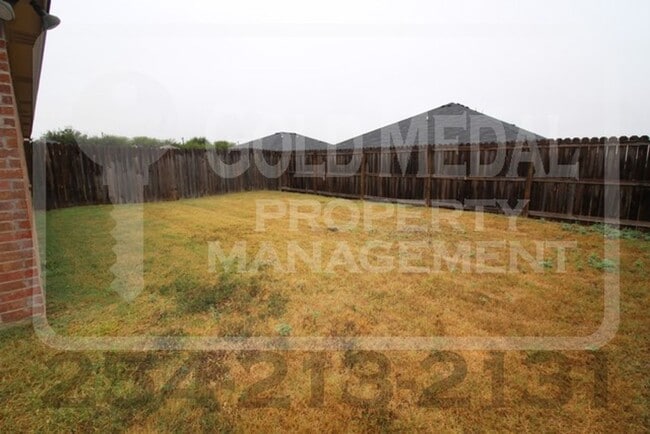 Building Photo - 4505 Cambridge Dr