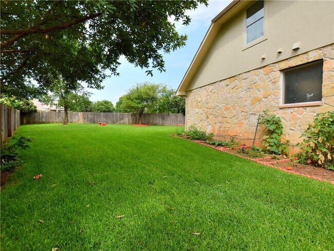 Building Photo - 3224 Ranch Park Trail