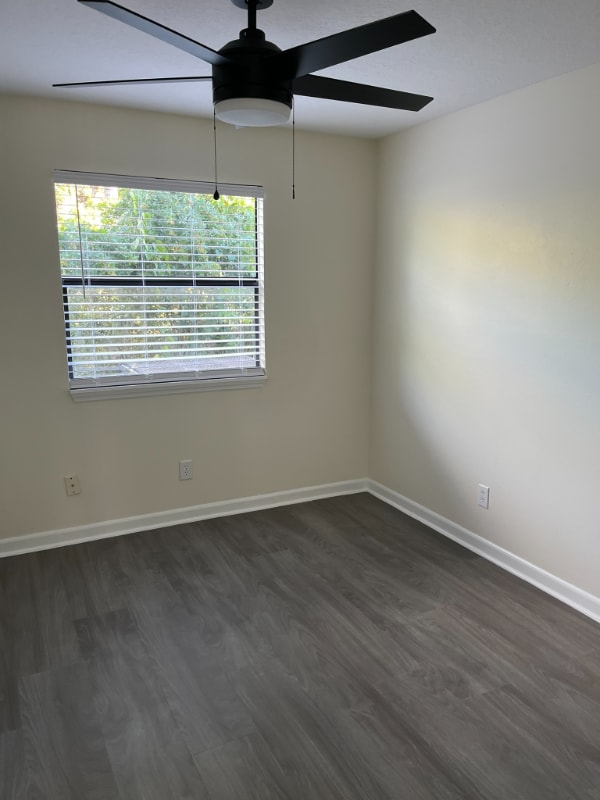 Building Photo - 1884 Agora Cir SE