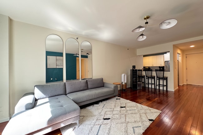 Building Photo - 603 W 148th St