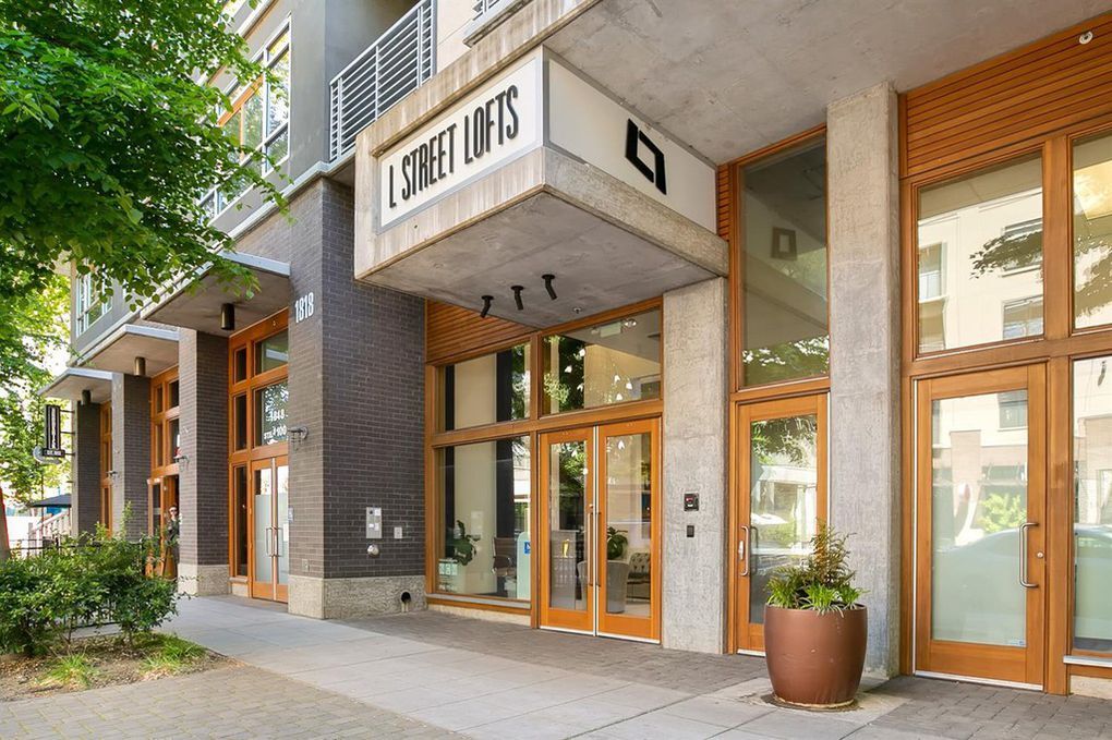 Building Photo - 1818 L St