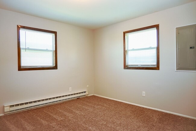 Building Photo - Kimball Duplex 2