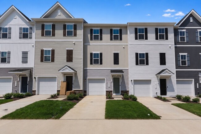 Building Photo - 36161 Wilderness Shores Way