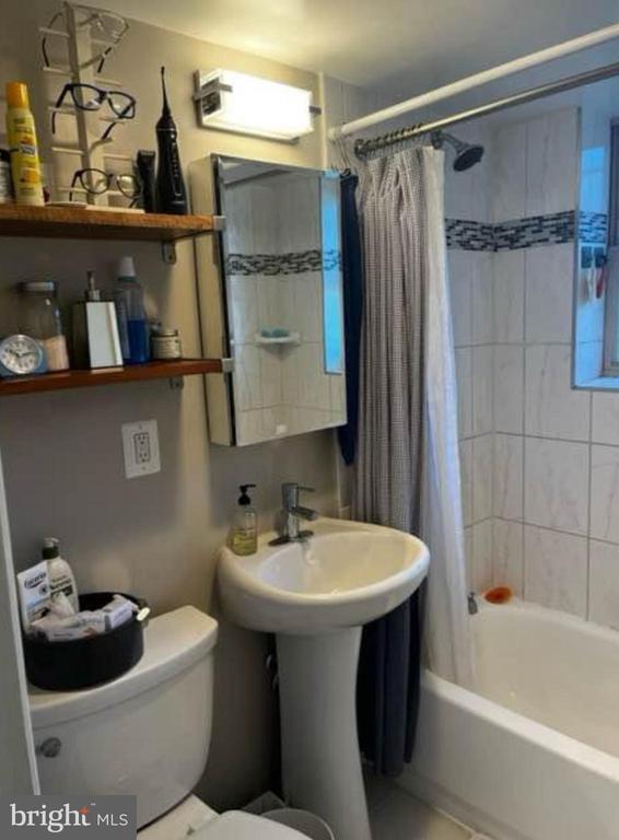 Building Photo - 2655 Birney Pl SE