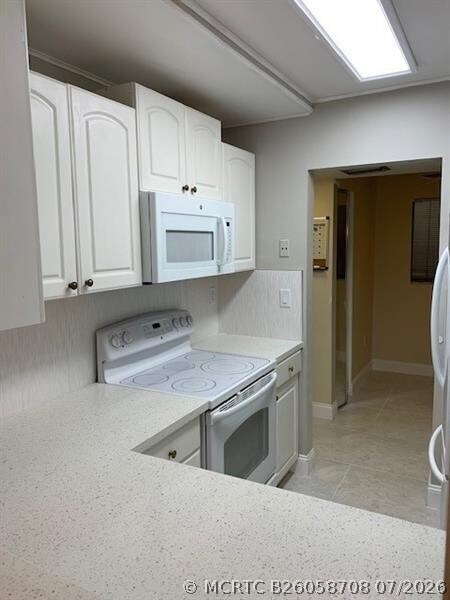 Building Photo - 1021 Mockingbird Ln