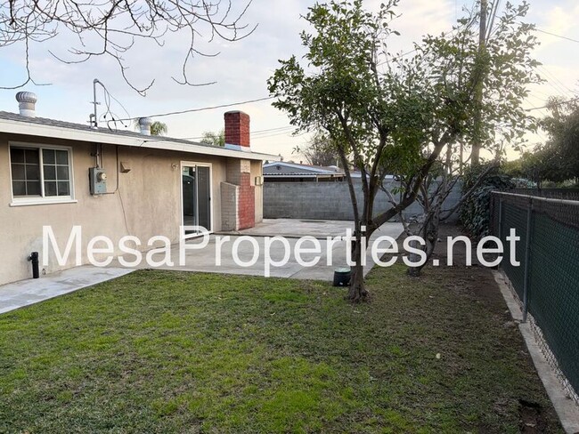 Building Photo - 733 N El Dorado Ave