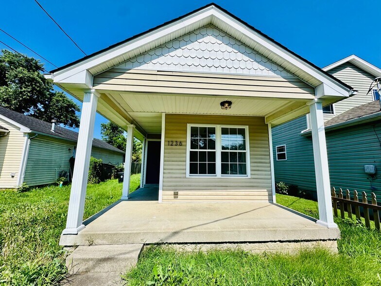 Primary Photo - 1236 S Preston St