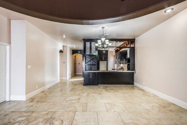 Building Photo - Gorgeous Custom Home on a corner lot in Ventanas - East El Paso!
