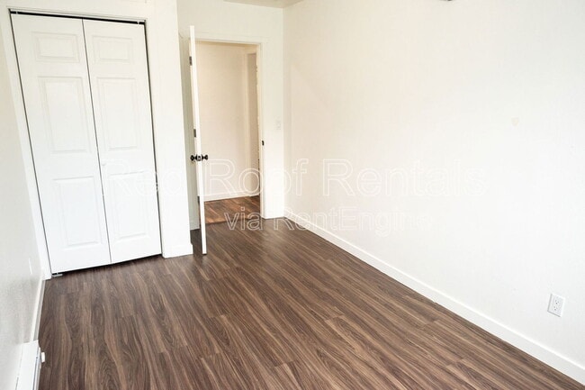 Building Photo - 4917 35th St NE