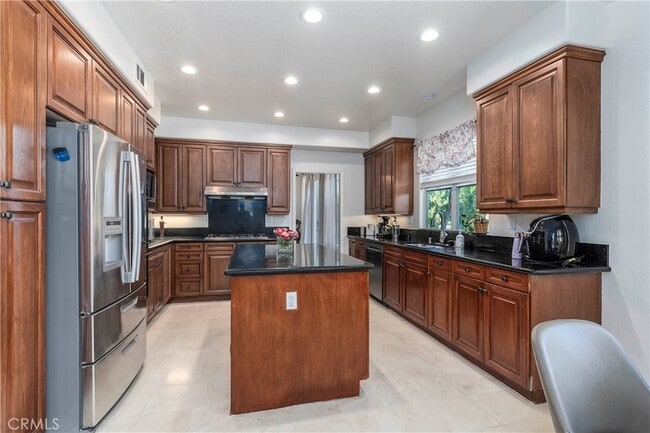 Building Photo - 7371 Westcliff Dr