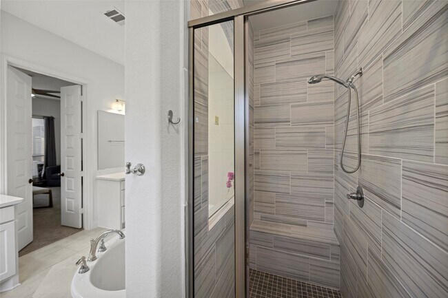 Building Photo - 2126 Partridgeberry Ln