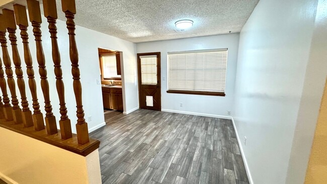 Building Photo - Comfortable & Convenient Living on Nightin...