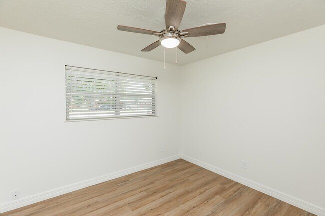 Building Photo - 1212 Irving St