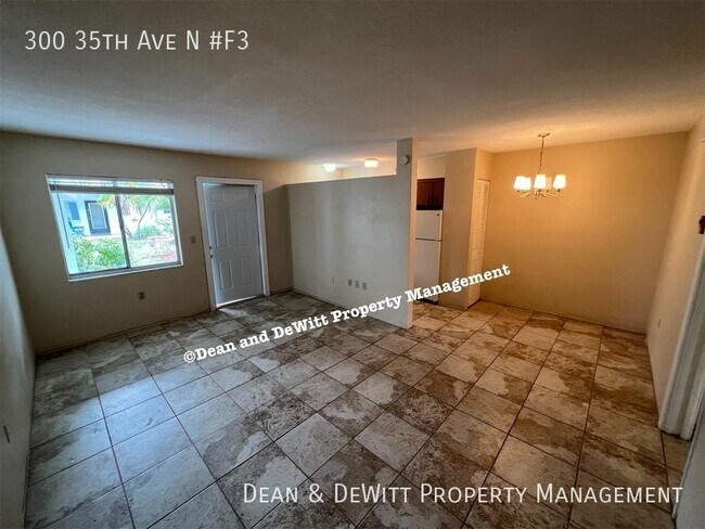 Building Photo - NE St Pete 1/1 Affordable Condo