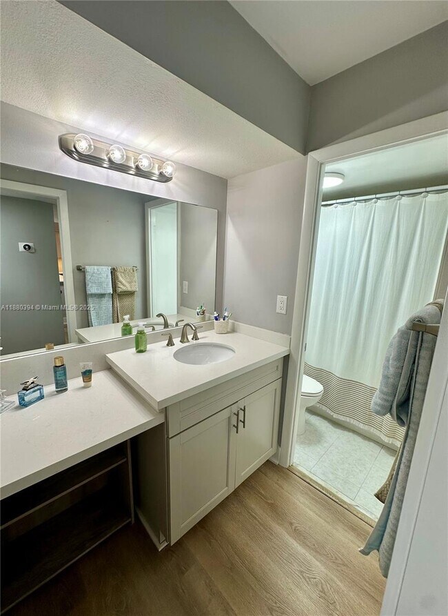 Building Photo - 3540 S Ocean Blvd